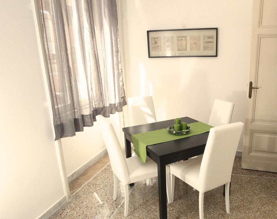Via Del Corso Apartment Roma Phòng bức ảnh